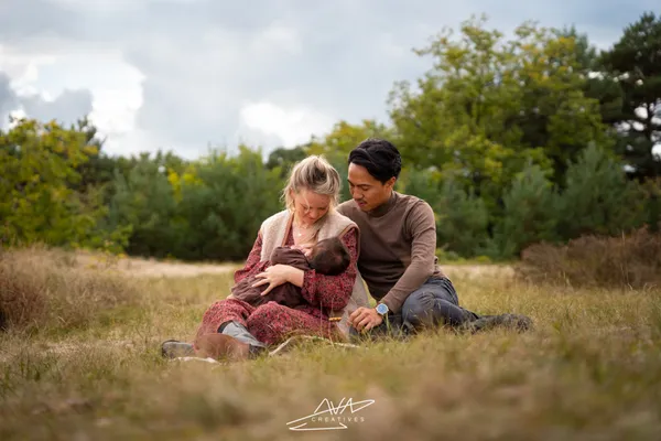 Fotoshoot voor Ricardo met zijn gezinnetje & Jeanette met haar vriend.